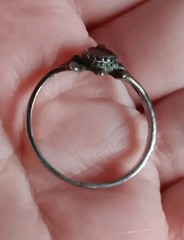 Vintage *Bent Band* Sterling Silver Onyx? Turtle Tarnished Ring Size 7.25