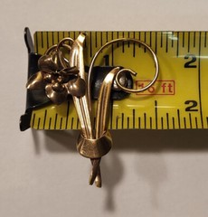 Vintage 1940’s JMS 10K Solid Yellow Gold Lily Brooch Pin 1.75 Inch 4.09 Grams