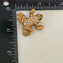 Vintage Clear Rhinestone Green Eyed Frog Gold Tone Brooch Pin