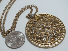 Vintage Gold Filigree Chain Link Necklace with Open Leaf Medallion 24 inch