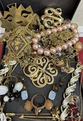 Vintage Estate Costume Jewelry Lot! MONET, NAPIER and more!