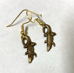 Alligator pin and earring set- Dangle earrings- Antique brass finish