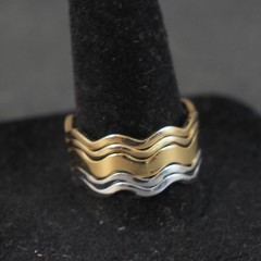 Avon Fashion Waves Ring 7.75 Silver Gold Two Tone Band Stackable Layer Vintage