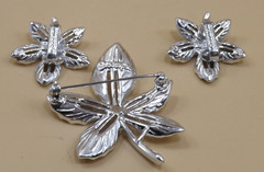 1960’s Sarah Coventry Ivy Leaf SIlver Tone Brooch & Clip Earrings Set
