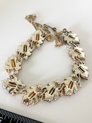 Vintage LISNER Jelly Lucite Leaf Necklace Orange Brown Molded Leaves Gold Tone