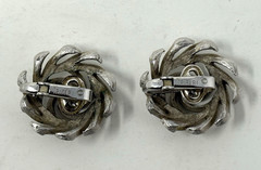 Crown Trifari Brushed Modernist Silver Tone Clip On Earrings Vintage .75 in