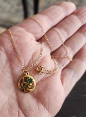 LOVE Pendant Necklace Green Stone Gold Tone Fine Chain 12″ Retro Vintage 1970’s
