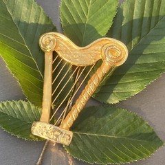 Vintage Brooch Casual Corner Signed Harp Music Lover Gold Plated Estate Jewelry
