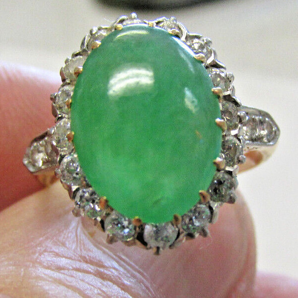 Vintage 18k Gold Green Jadeite Jade & Diamond Ring Size 7.5 Ornate MAKE OFFER