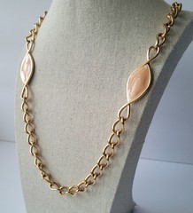 Vtg Napier Peach Pink Enamel Glaze Double Pendant Gold Tone Chain Necklace 29″