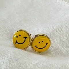 Vintage Yellow Smiley Face Stud Earrings Enamel Gold Tone 1970s-80s Classic
