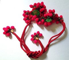 MIRIAM HASKELL HESS 20’S RED SILK CORD & LUCITE CHAIN CHOKER SUGAR BEAD CLUSTERS