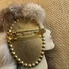 Vintage 80s Lady Face & Fur Hair Brooch Pin Glam