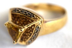 Beautiful 10K Solid Gold, Citrine, Diamonds and Yellow Topaz Ring Size 6