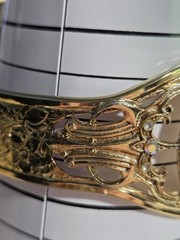 Vintage 1980s-1990s Victorian Revival Gold Tone Mother Of Pearl Bracelet 7″