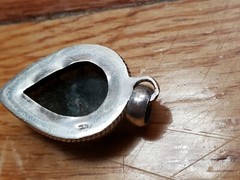 VINTAGE COLLECTABLE *STERLING SILVER 925* GENUINE STONE PENDANT 1.5″-