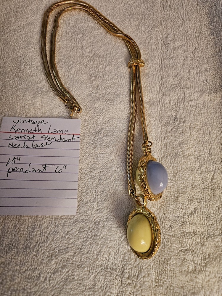 Vintage Kenneth Lane 18″ Lariat Oval Pendant. Soft Lavender & Yellow