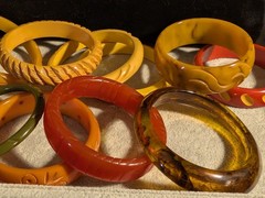 35 BIG Vintage Bakelite Thermoset Lucite Plastic Carved Bracelet Lot! Colorful!
