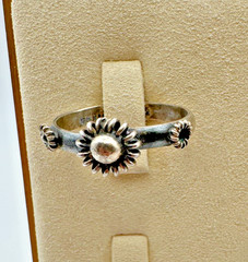VTG Sterling Silver .925 Made in Mexico classic rosettes deco ring, size 8.5
