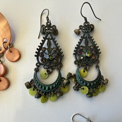 VTG / Retro Statement Dangling Earring Lot 2 – – Assorted 90s, Y2K