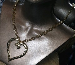 Vintage Les Bernard Hammered Gold Tone Heart Clip Earring and Necklace Set