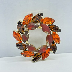 Rhinestone Wreath Brooch Marquise Frosted Red Amber Orange Gold‑Tone Mid‑Century