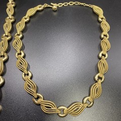 Vintage Crown Trifari Heavy Gold Plate Twisted Ribbon Link Necklace Bracelet Set