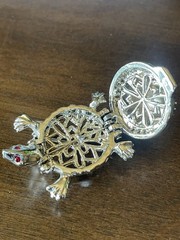 Vintage 1950s-1970s Turtle Brooch Red Crystal Eyes Straw Woven Shell Gold Tone