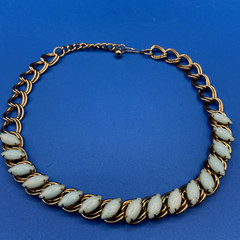 NECKLACE vintage 1960s light blue glass Marquise shape silvertone chain 17″
