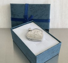 Vintage Unbranded Sterling Silver Etched Heart Locket Pendant *No Chain*