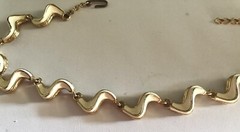 Unique Unbranded Ribbony Brushed Gold Tone/w Creamy White Enamel Choker