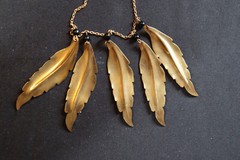 Vintage Gold Tone Feather Necklace 16” with Spring Tension Clasp