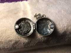 Vtg Silver Toned 3D MERMAID Iradescent Stone Locket Has Patina pre-owned