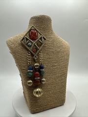 ‘80 Vintage Rhombus Shape Faux Stones Dangling Brooch. See pics.