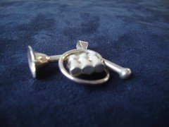 VINTAGE STERLING SILVER STAMPED 925 FRENCH HORN 3 DIMENSIONAL/FIGURAL PENDANT