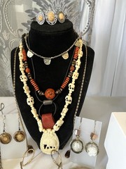 Jewelry addicts! Vintage Estate Costume AVON MONET 925 SOUTHWESTERN 89pc Lot