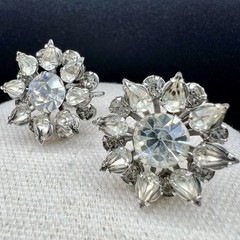 Vintage Clear Rhinestone Atomic Starburst Glam Brooch Screw Back Earrings Set