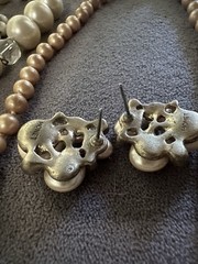 Lot of Pearl Themed Vintage & Modern Jewlery