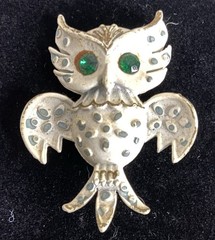 Owl Brooch Green Eyed White Enamel Vintage *Read