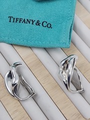 Vintage Elsa Peretti Tiffany & Co Sterling Silver Minimalist Hoop Earrings Rare