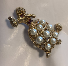 Vintage FRENCH POODLE Gold Tone Costume Jewelry PIN ~ Faux Pearls Red Stones