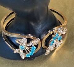 Vintage Oleg Cassini 3 Piece 24K Gold Plated & Blue Crystal Set w/ Original Box