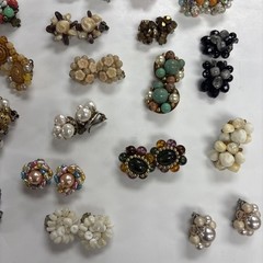 Huge Lot 74 Pair Vintage Cluster Bead Clip On Screw Back Earrings Japan Germany