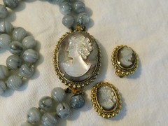 Vintage Carved Abalone Cameo Agate Beaded Necklace Brooch and Earrings Set