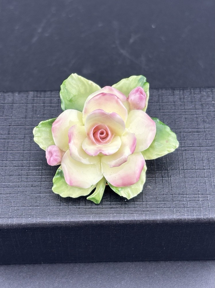 Painted Porcelain Pink Flower Green Leaves Cottage Core VTG 3D Floral Brooch