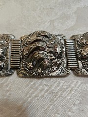 Vintage Silver Tone Ornate 4 Panel Bracelet 1950-1960 Era 6 1/2″ Long