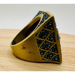 Rare LA Vintage Blue Crystal Celtic Square Statement Ring Gold Tone Size 6