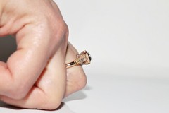 New Made 18k Gold Natural Diamond Decorated Solitaire Amazing Ring