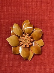 Vintage 1960s BoHo hippie retro enamel flower power brooch.