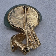 Vintage Swoboda Jade Mushroom Brooch Gold-tone Orange Cabachons 1.5 Inches